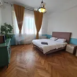 Franceza Street 3Bedroom Apartment