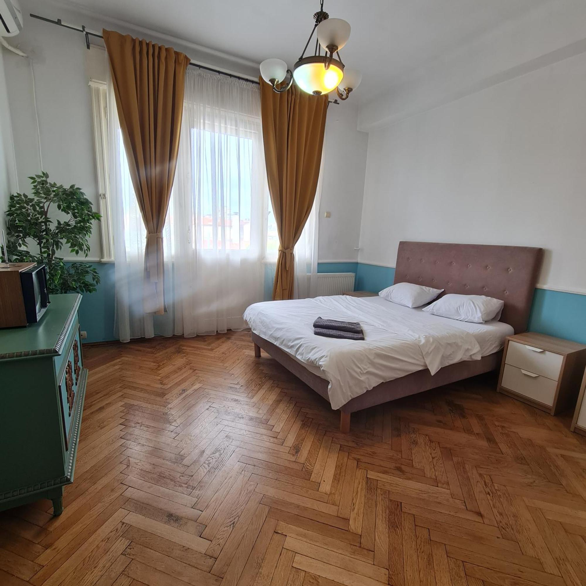 Apartment Franceza Street 3bedroom